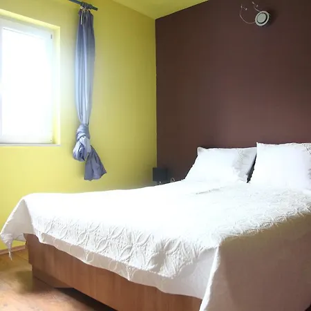 Lägenhet Gorica Ražanj